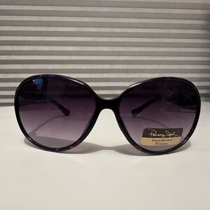 Chic Black and Purple Tortoiseshell Sunglasses